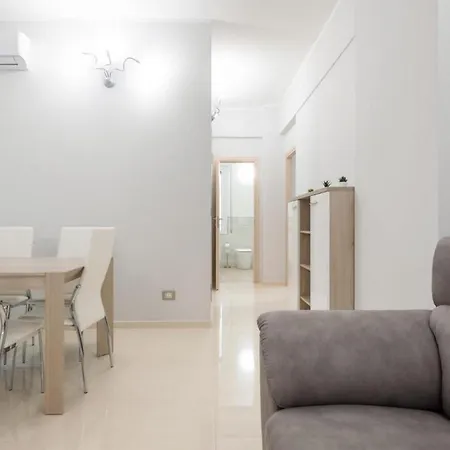 Trendy Close To The Daire Albissola Marina
